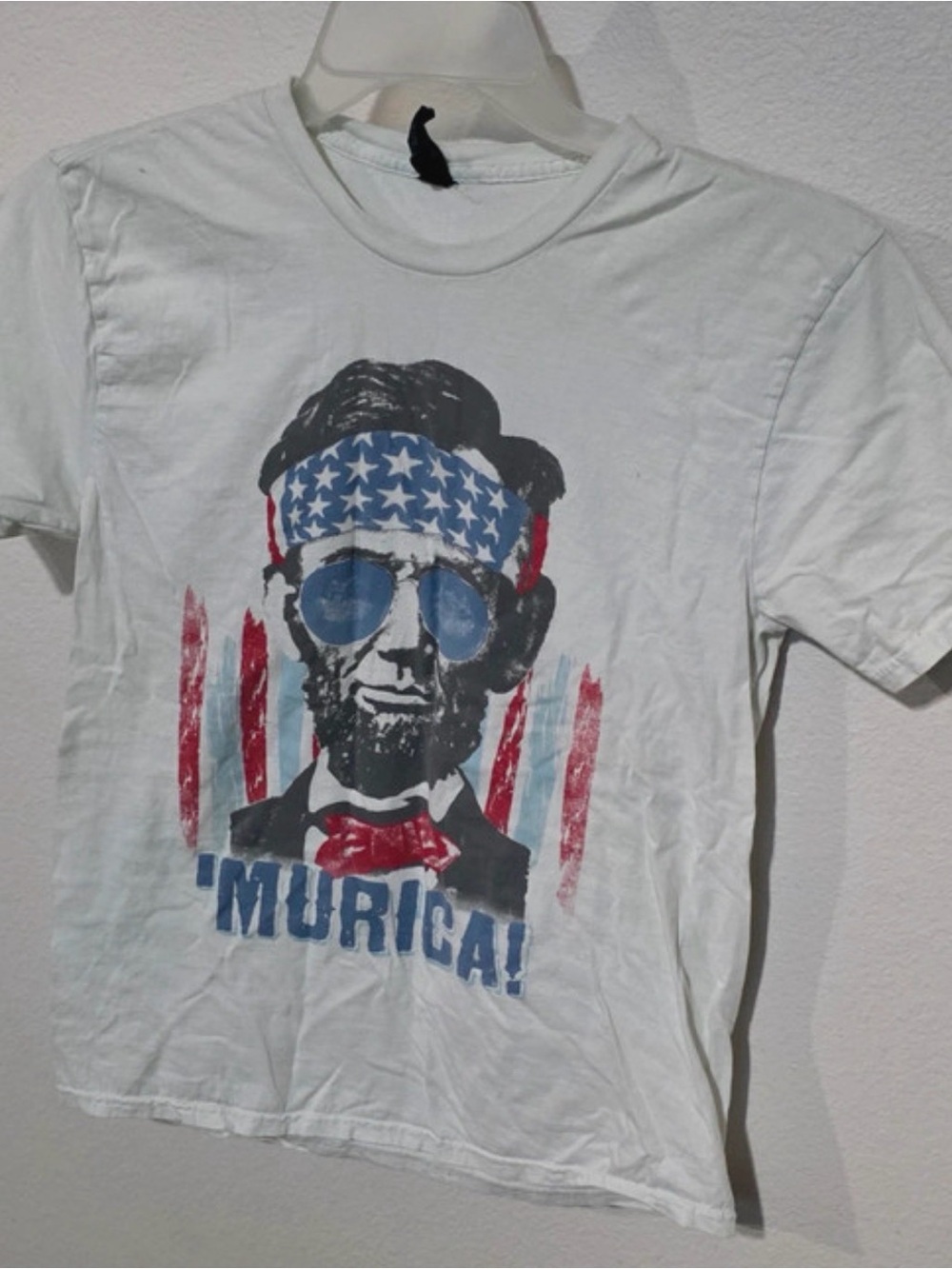 Graphic 'MURICA!' Patriotic Abraham Lincoln T-Shirt - White